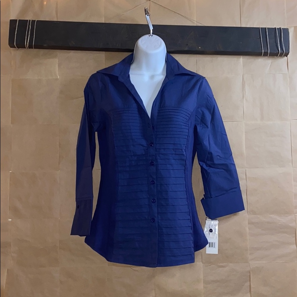 Zac&Rachel Women’s Button Up on Navy